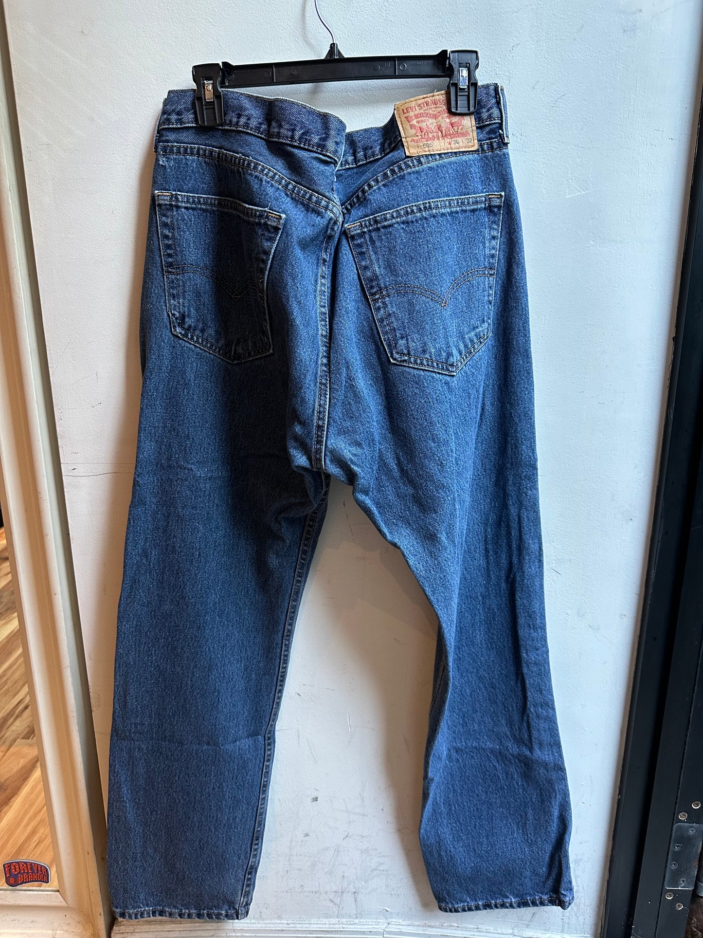 Levi Jeans - Straight Leg