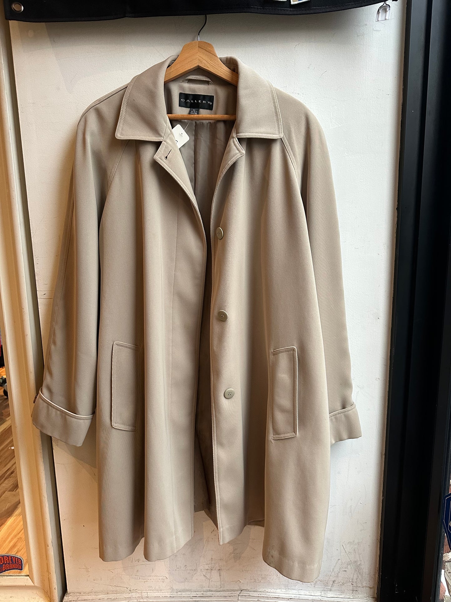 Wmns Vintage Long Coat - Gallery Brand