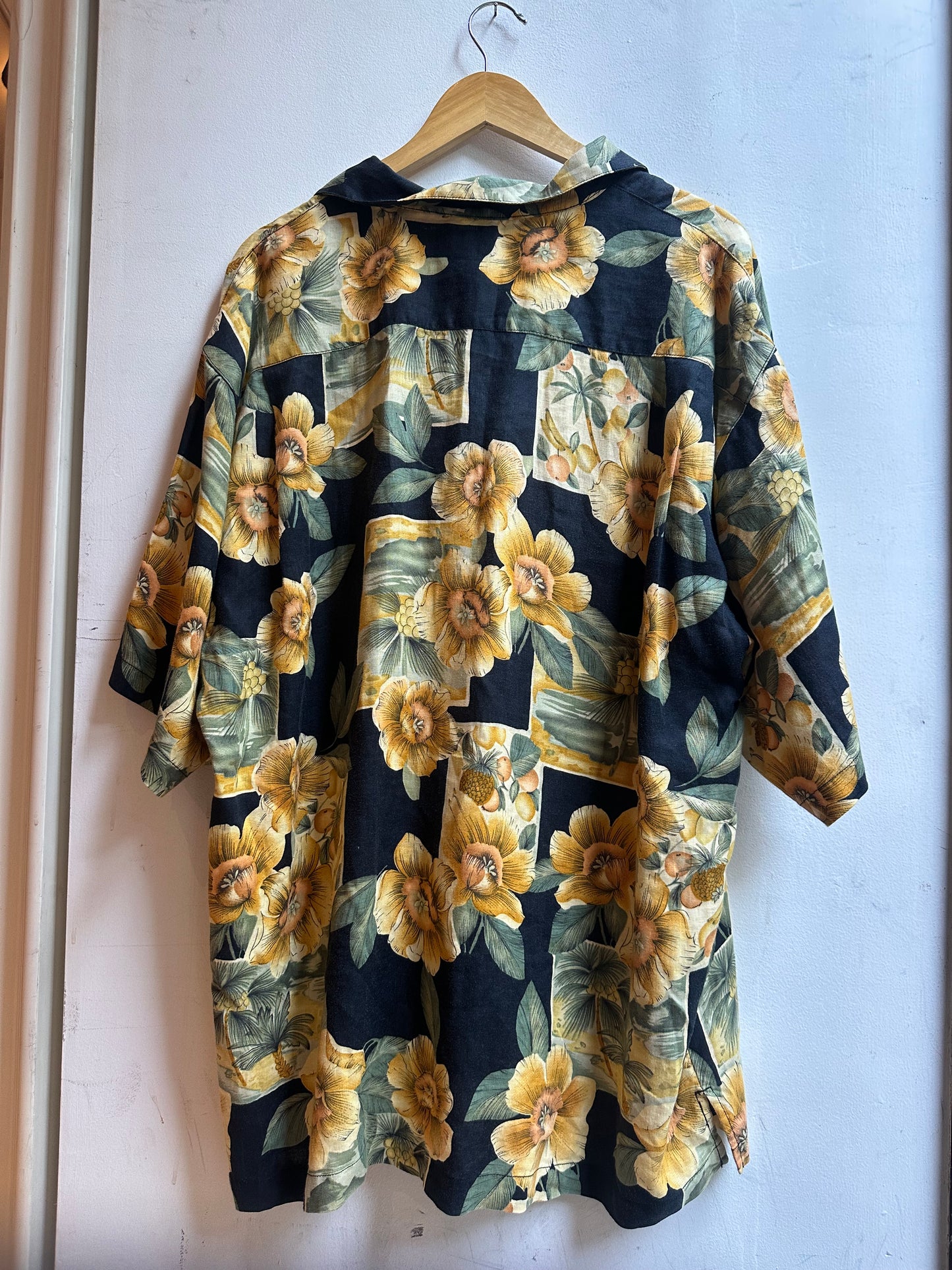 Floral Shirt - Black/Yellow