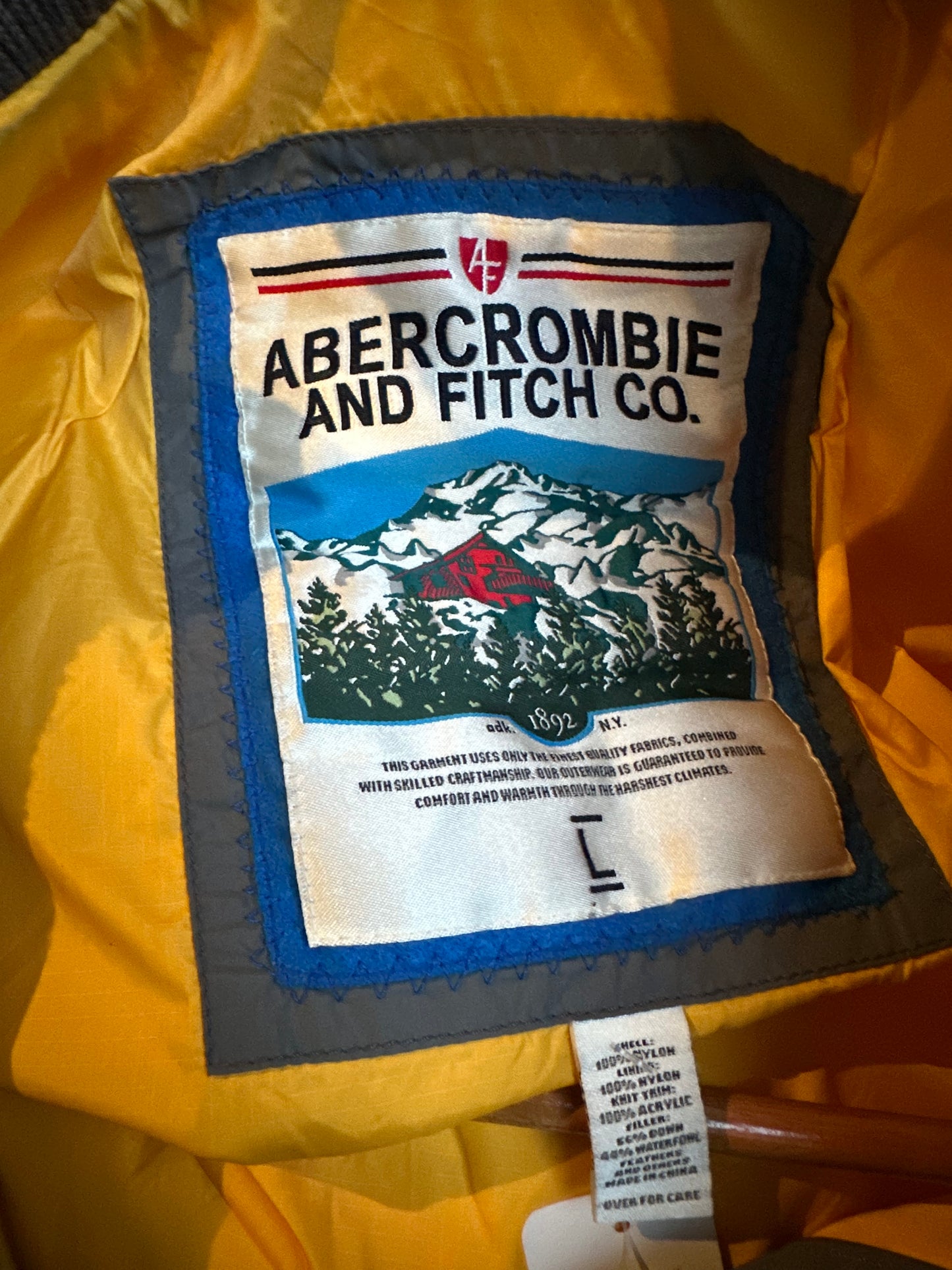 Puffer Jacket - Abercrombie